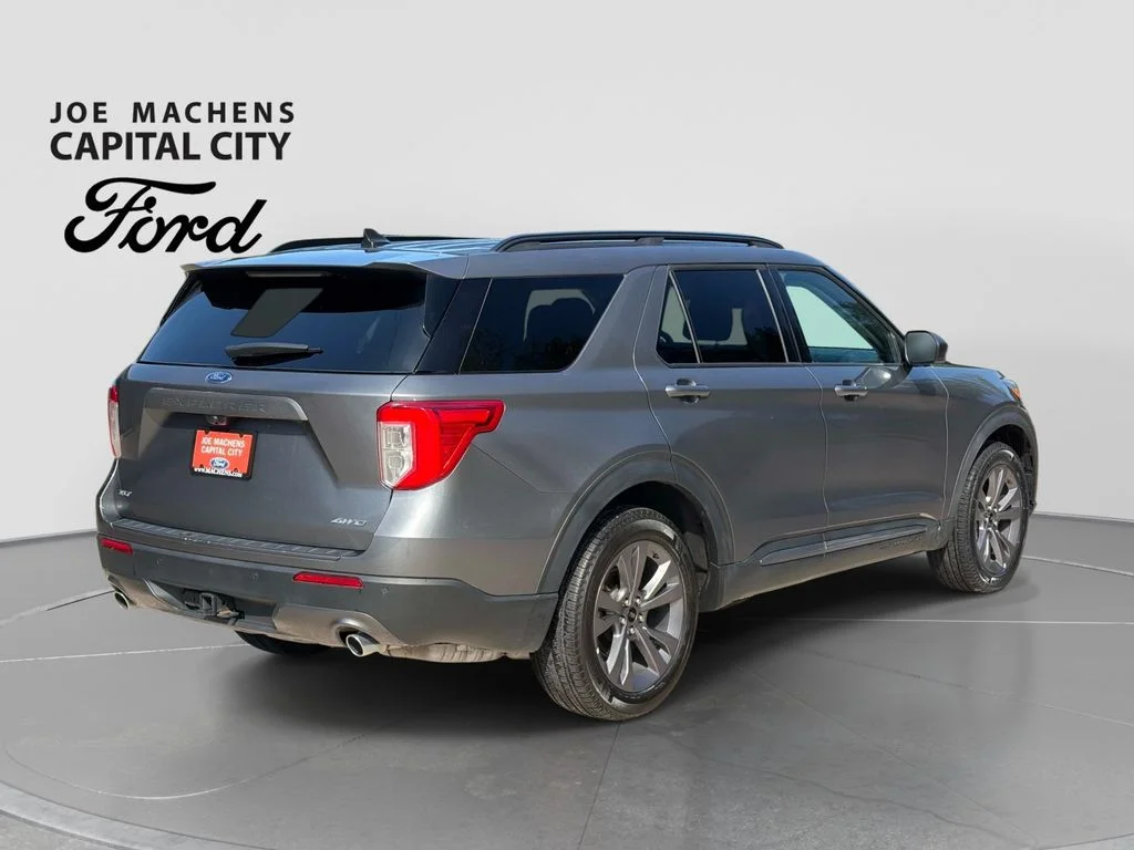 Used 2022 Gray Ford XLT image 5