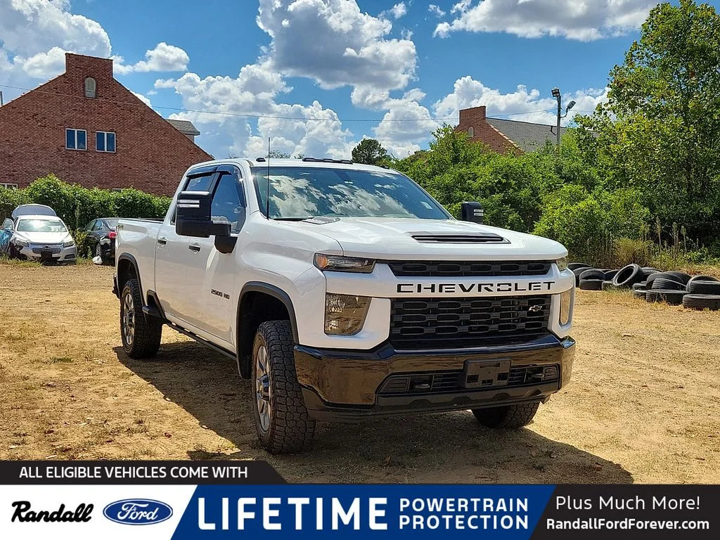 Used 2023 Summit White Chevrolet Custom image 1