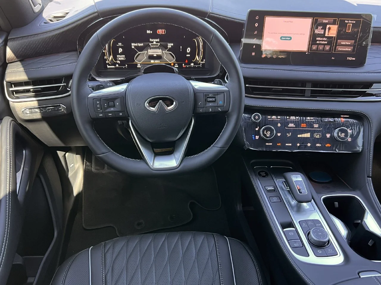 New 2027 2T RAD WHT INFINITI Autograph AWD image 10