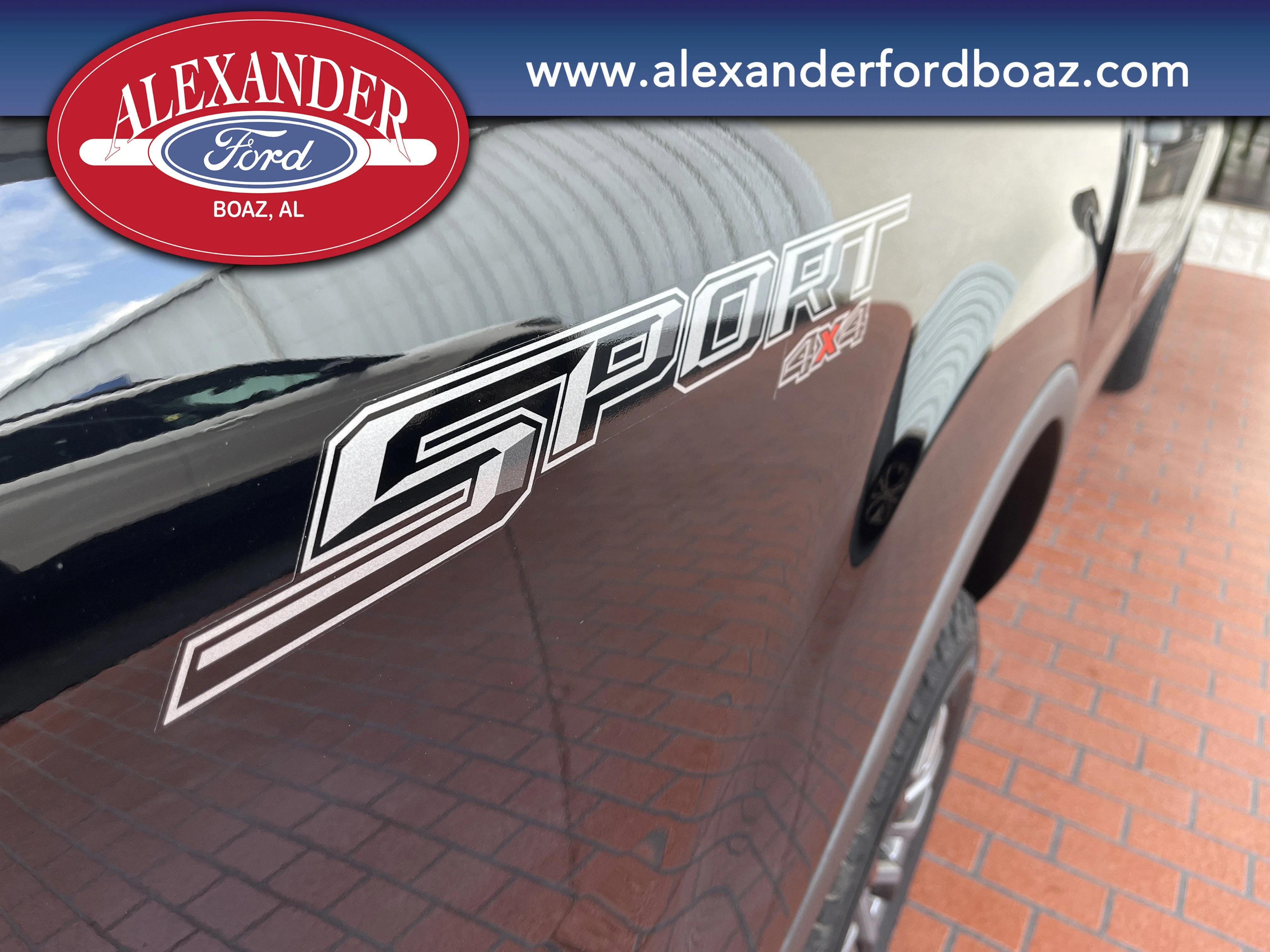 Used 2021 Black Ford XLT image 9