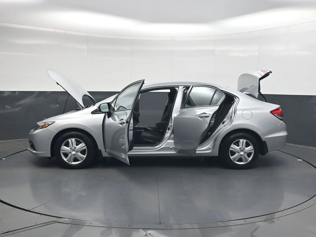 Used 2015 Silver Honda LX image 47
