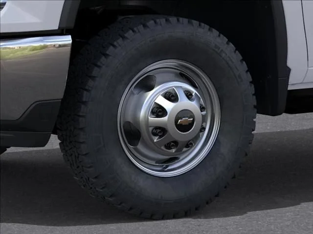 New 2026 Summit White Chevrolet Work Truck image 9