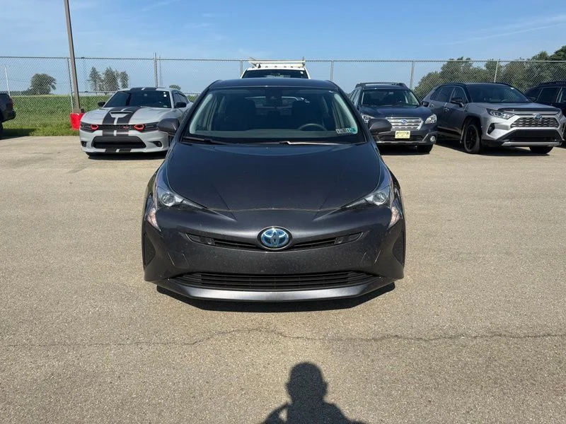 Used 2017 Gray Toyota Two image 4