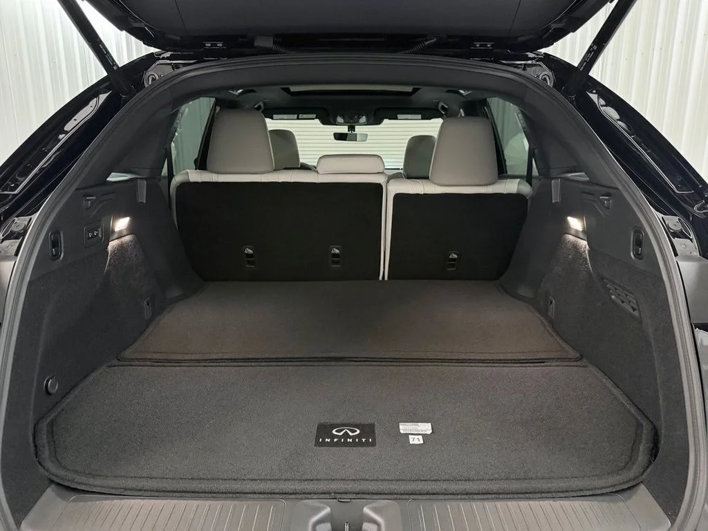 New 2027 BLACK OBSIDIAN INFINITI Luxe AWD image 37