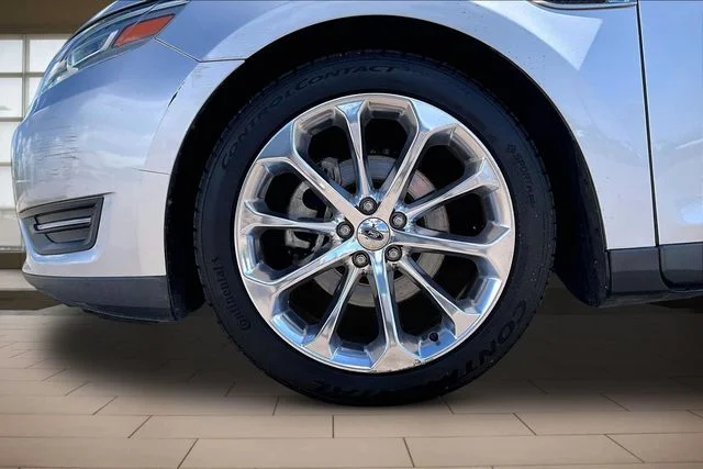 Used 2013 Silver Ford Limited image 9