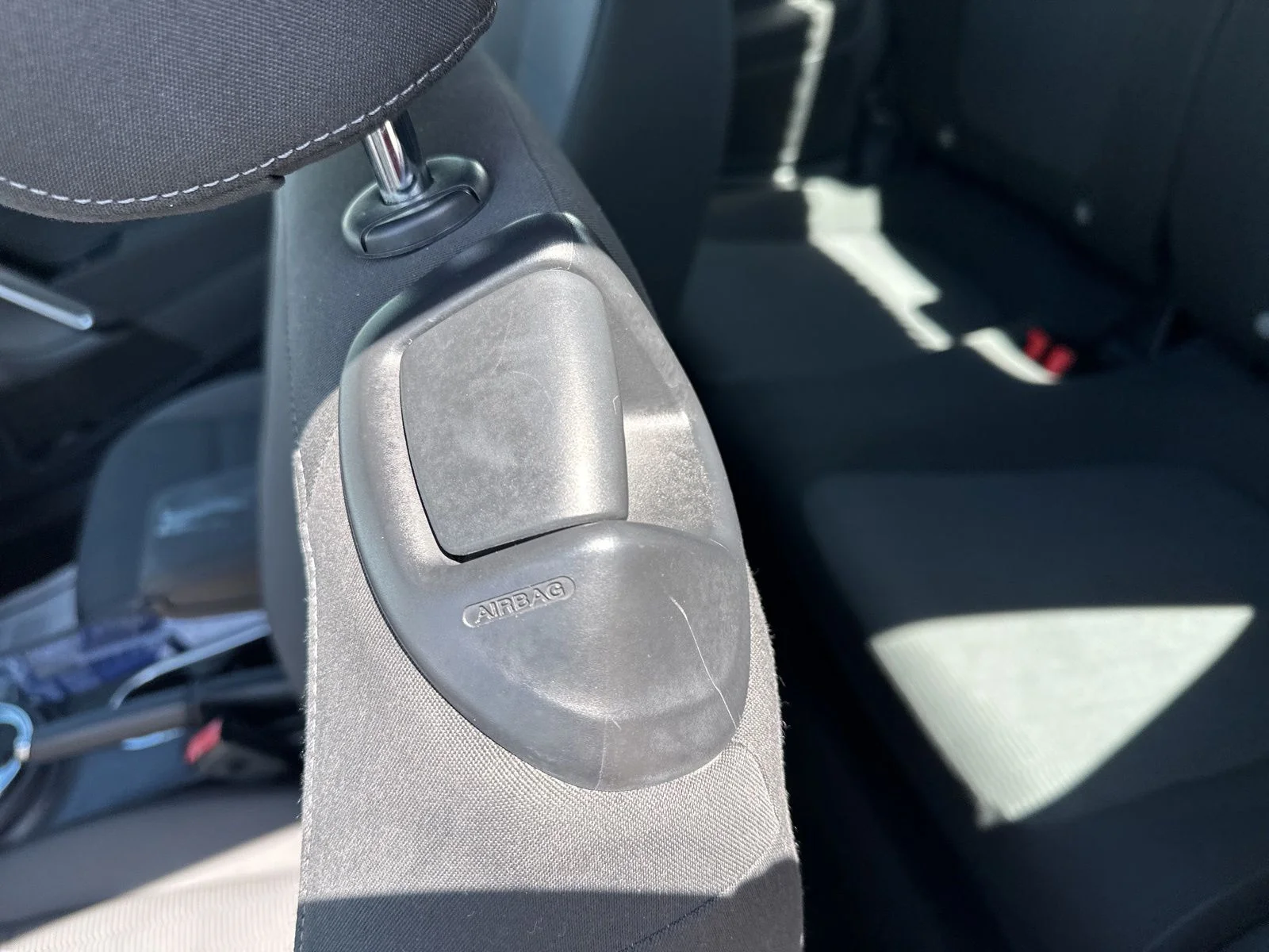 Used 2013  Volkswagen 2.5L image 10