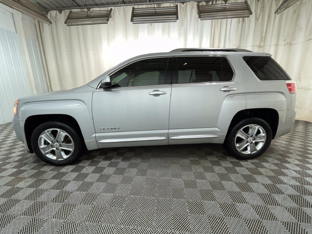 Used 2015 QUICKSILVER METALLIC GMC Denali image 13
