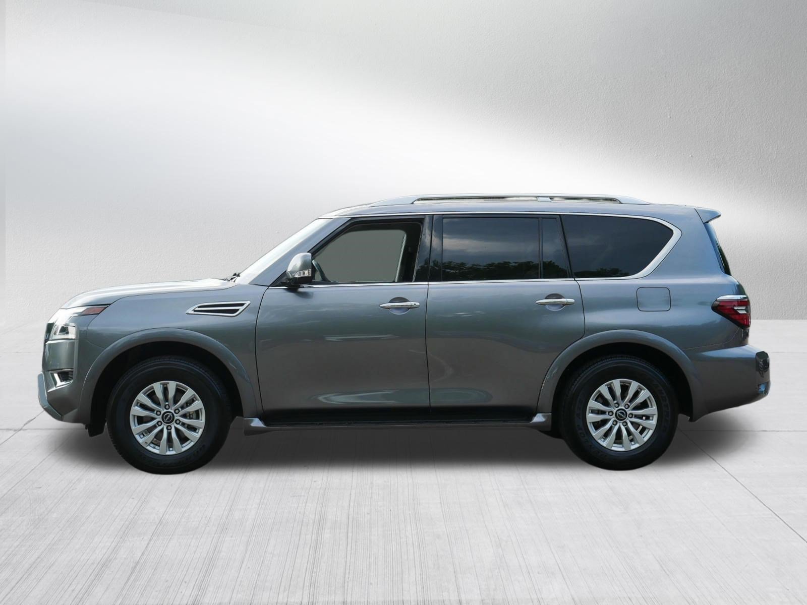 Certified Used 2024 Gun Metallic Nissan SV image 4
