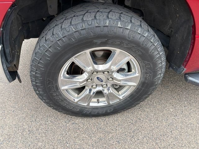 Used 2016 Ruby Red Metallic Tinted Clearcoat Ford XLT image 11