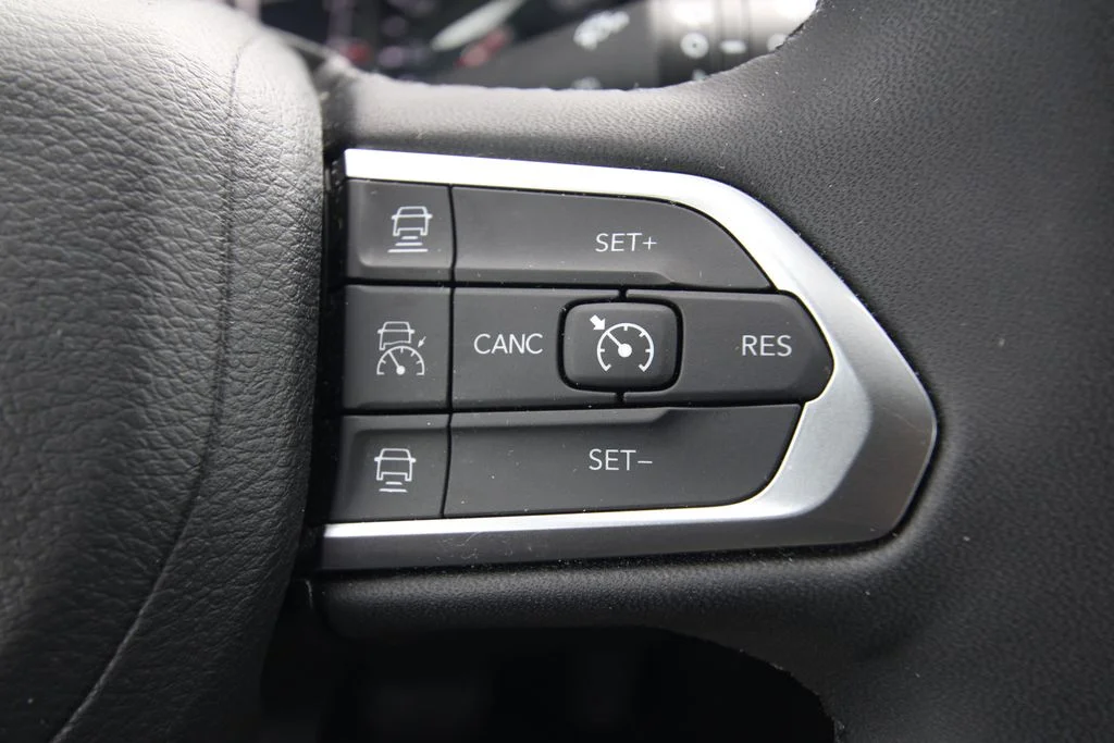 Used 2026 White Jeep Limited image 21