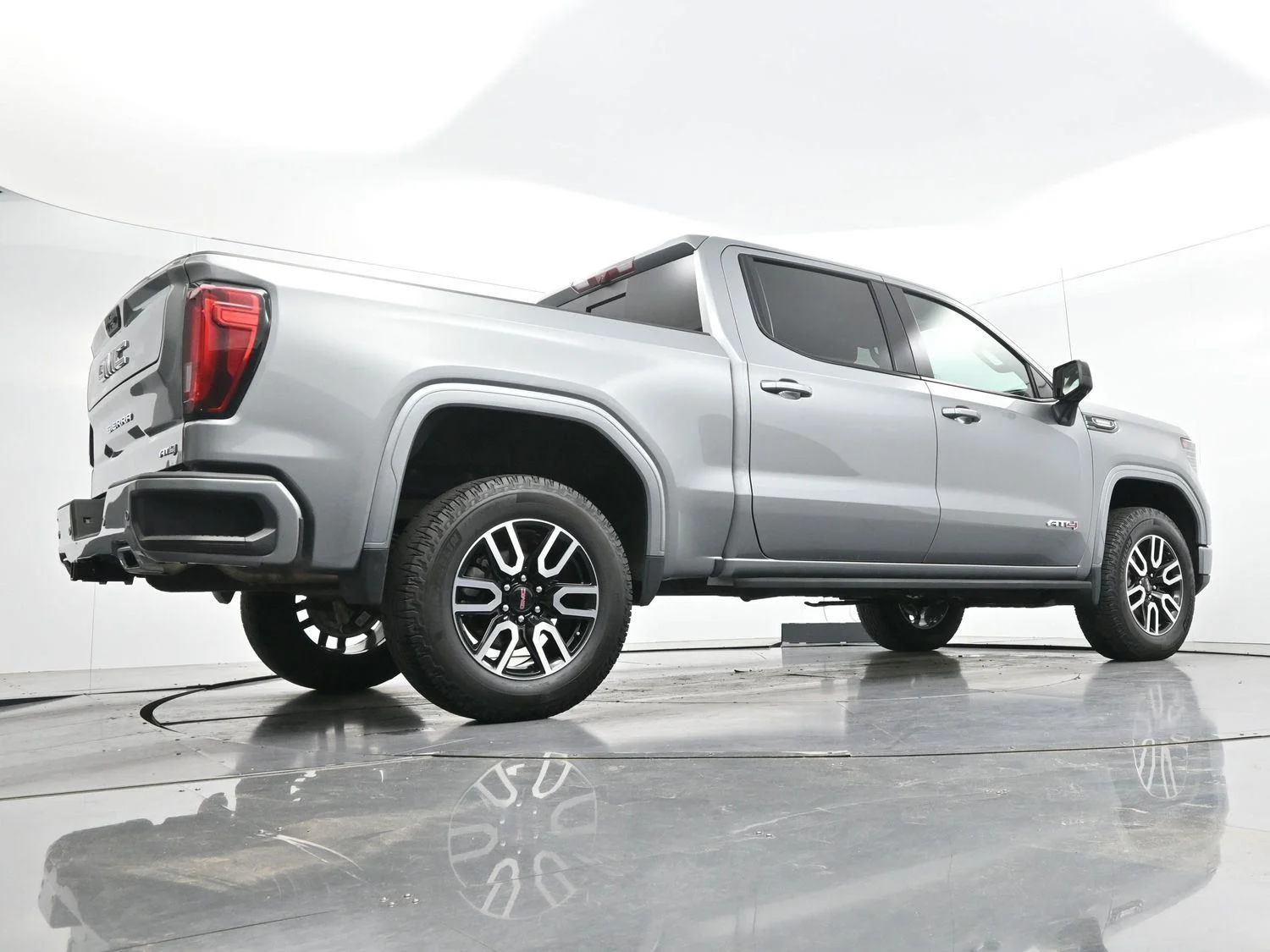 Used 2024 Sterling Metallic GMC AT4 image 52