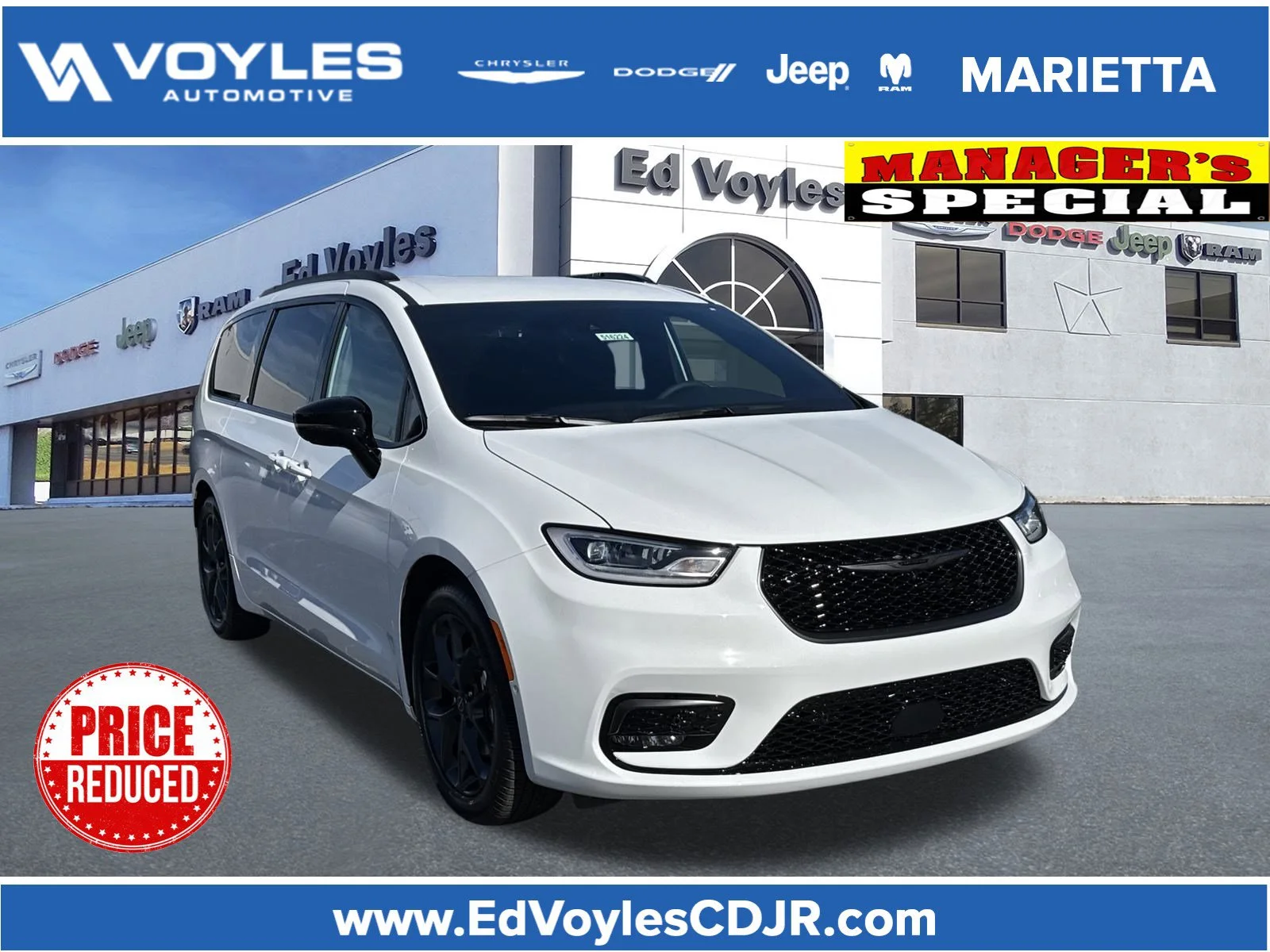 2026 Chrysler Pacifica Select's photo