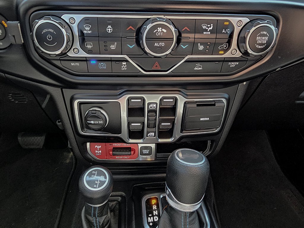 Used 2022 Gray Jeep Unlimited Rubicon 4xe image 29
