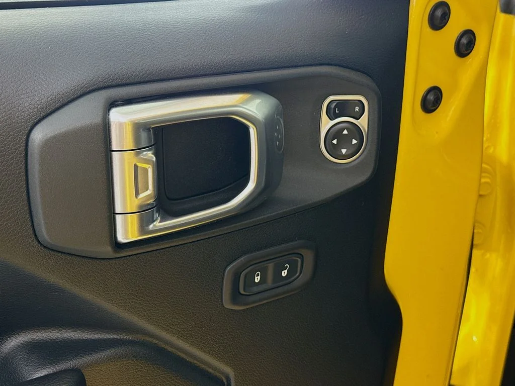 Used 2019 Hellayella Clearcoat Jeep Unlimited Sport S image 18