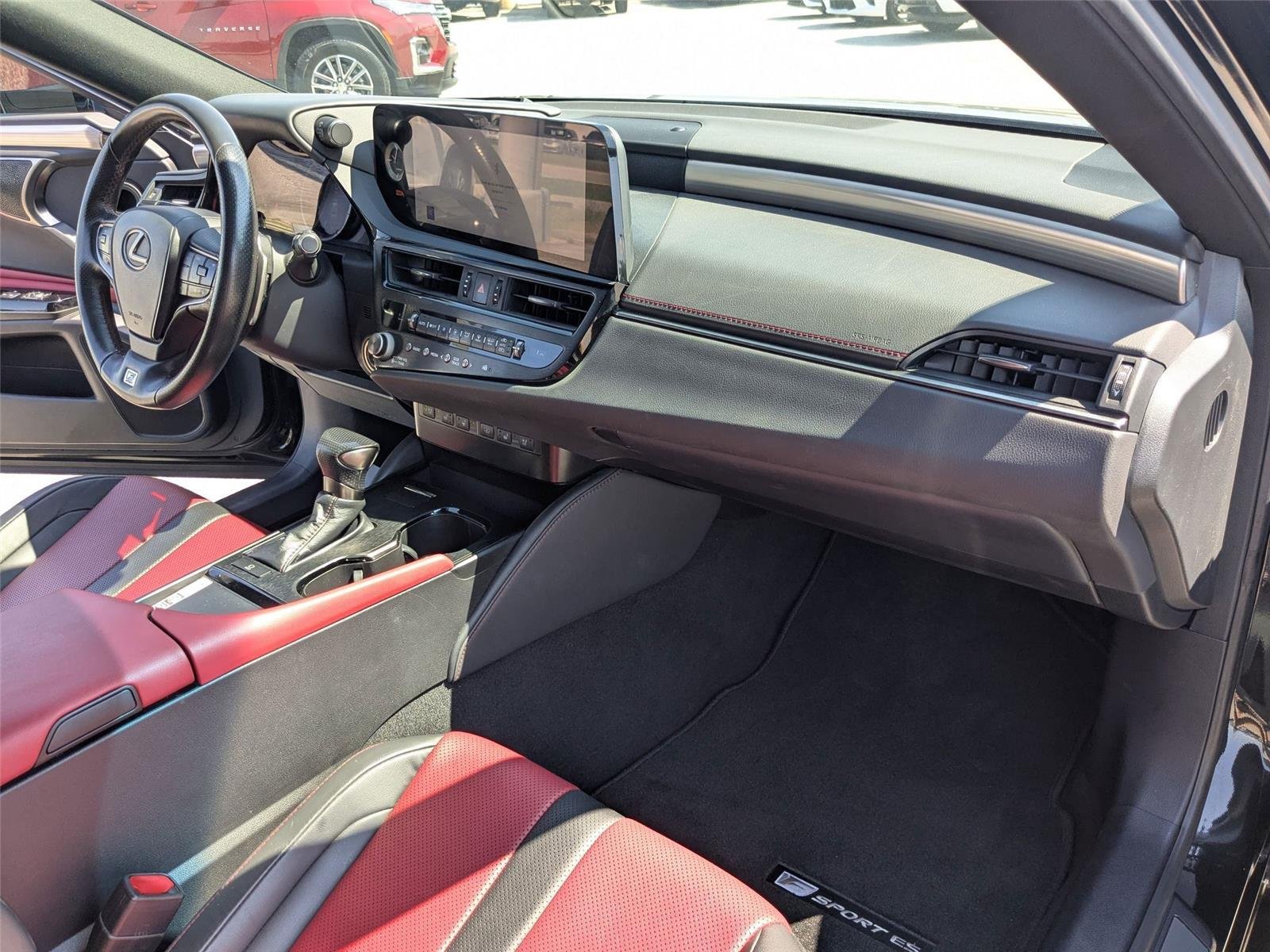 Used 2023  Lexus ES 350 F SPORT Handling image 34