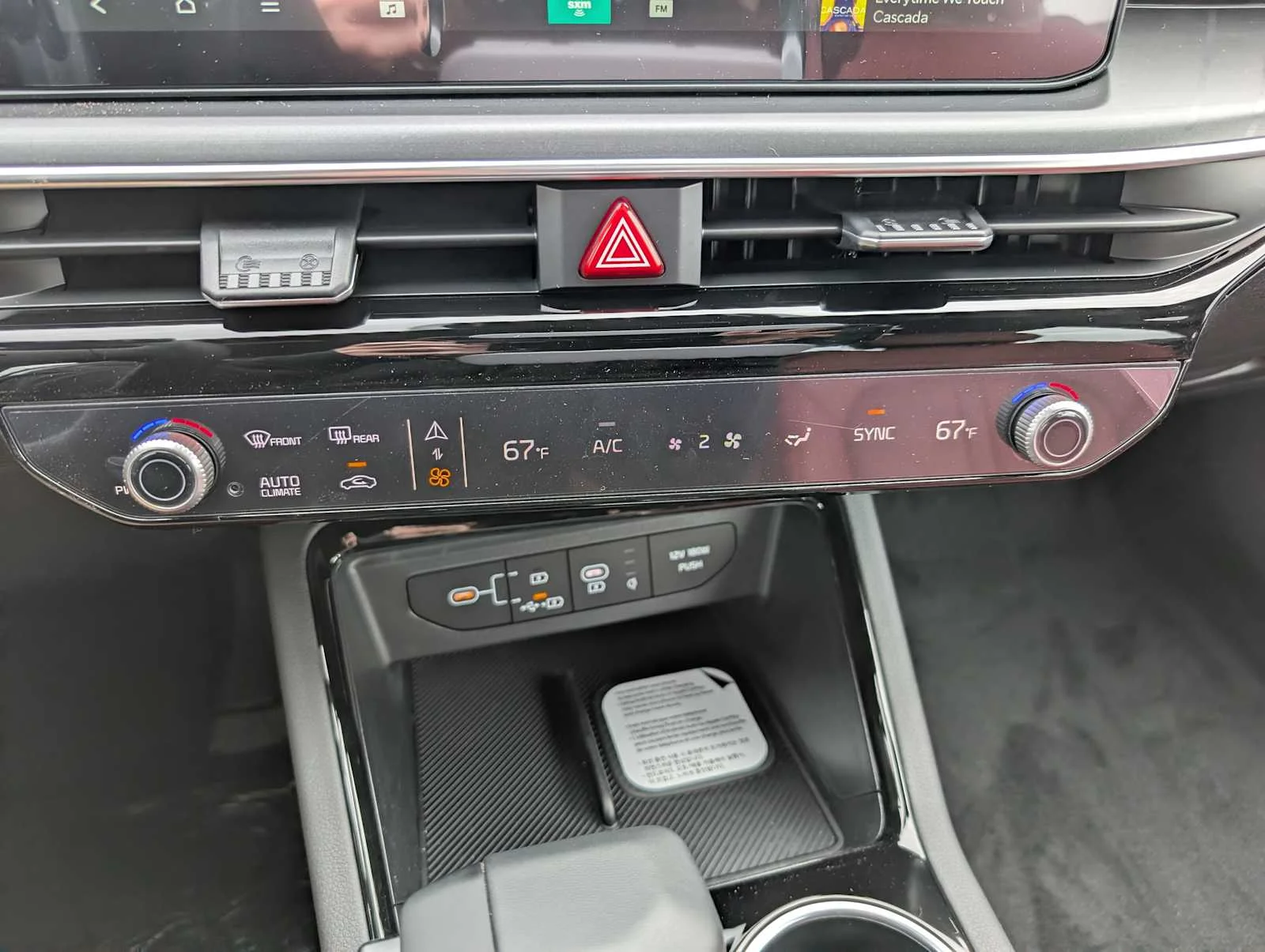 New 2026 Snow White Pearl Kia GT-Line image 24