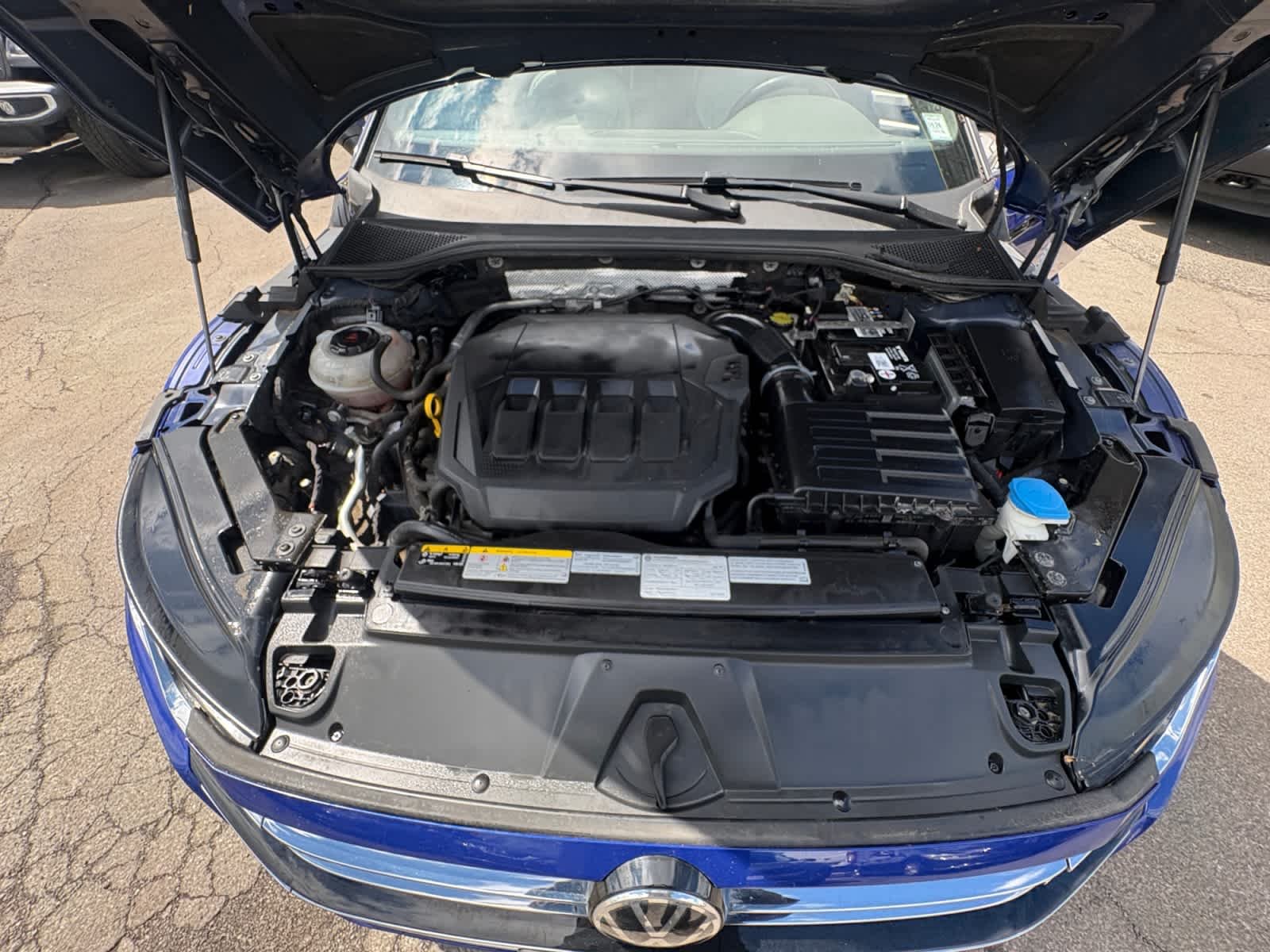 Used 2021 Lapiz Blue Metallic Volkswagen SEL R-Line image 22