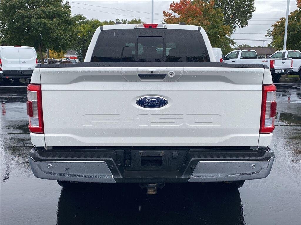 Used 2021 Star White Metallic Tri-Coat Ford LARIAT image 10