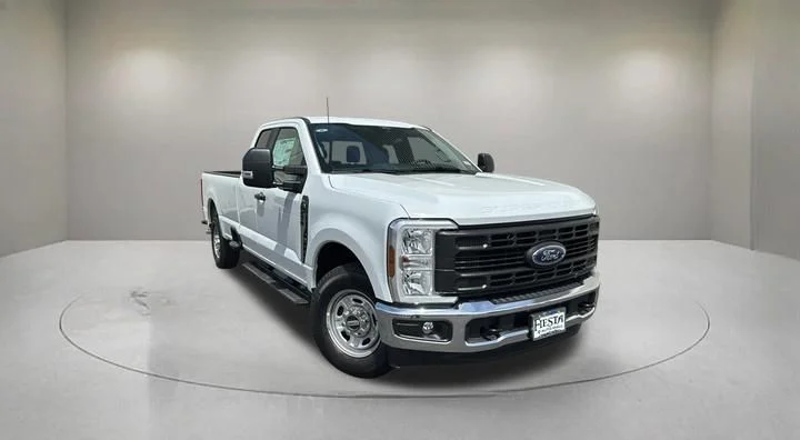 2026 Ford F-250 XL SuperCab 8' Box's photo