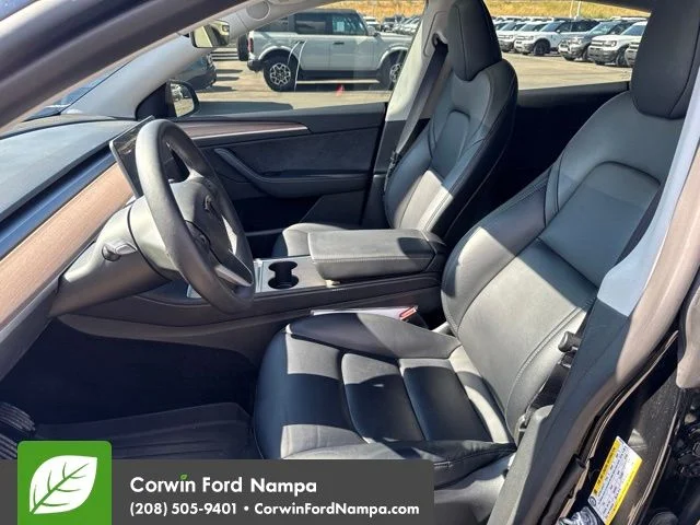 Used 2025 Black Tesla  image 10