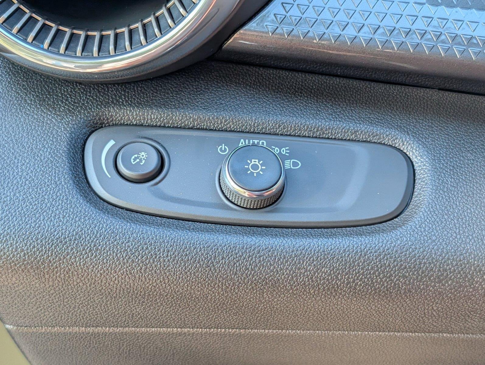 2026 Chevrolet Trax Activ - Photo 17