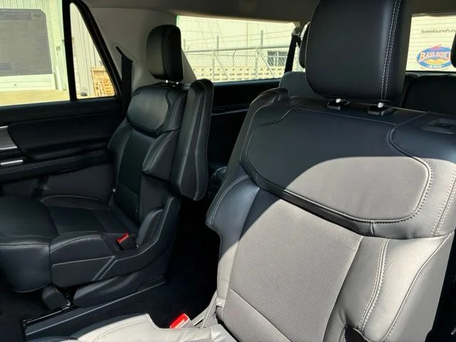 New 2027 Agate Black Metallic Ford Platinum image 9