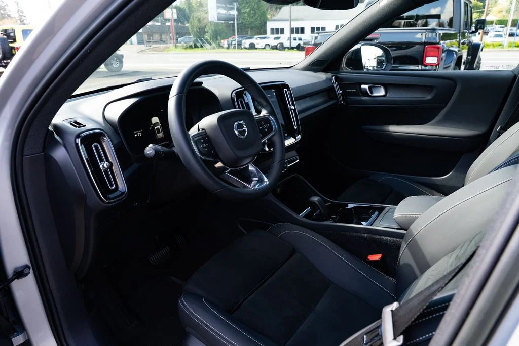 Used 2023 Gray Volvo Ultimate image 20