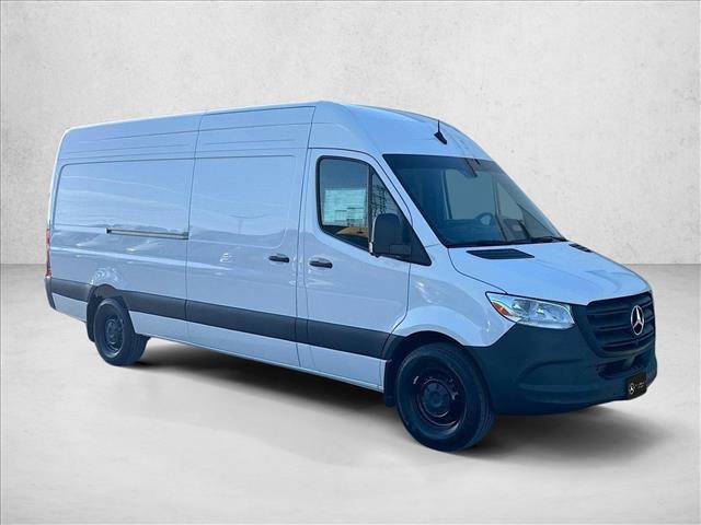 New 2026 Arctic+White Mercedes-Benz  image 30