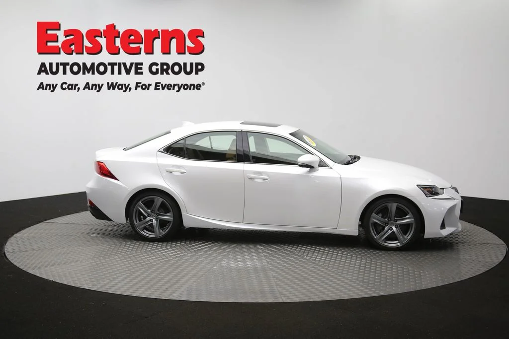 Used 2018 White Lexus 300 image 46