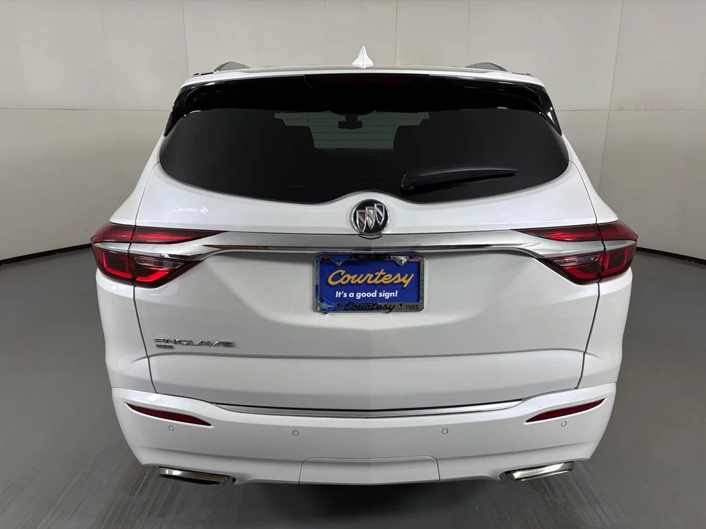 Used 2020 White Buick Avenir image 7