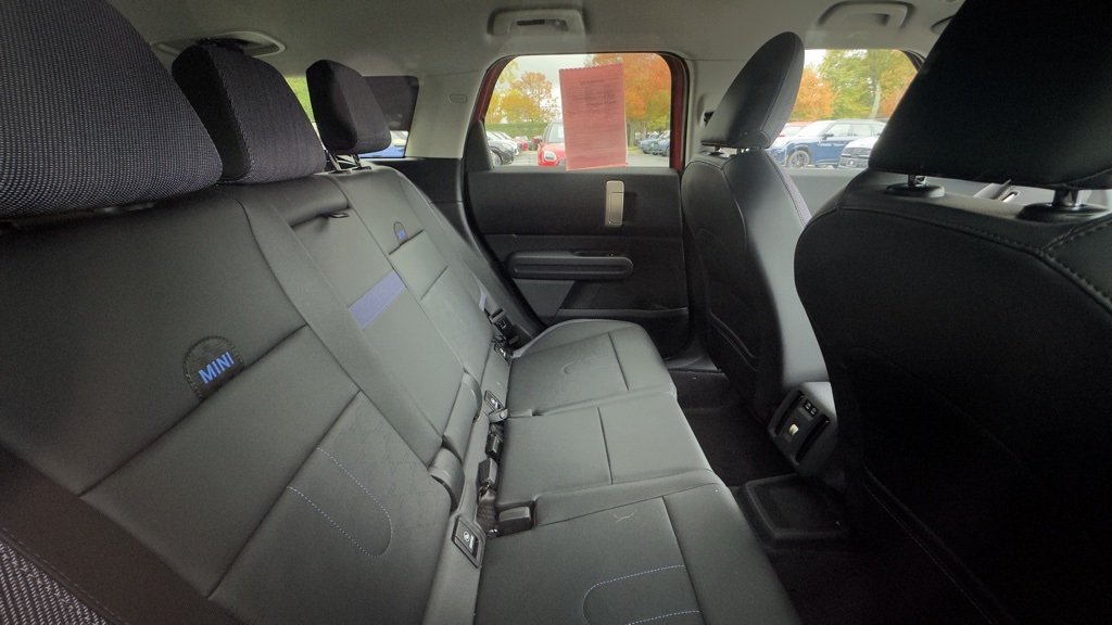 2025 Mini Cooper S Iconic photo 4