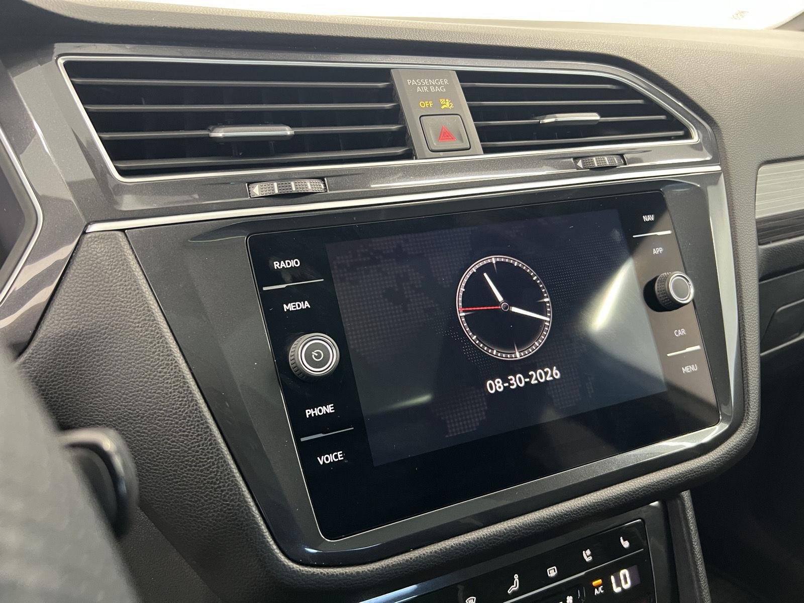 2023 Volkswagen Tiguan SEL R-LINE - Photo 16