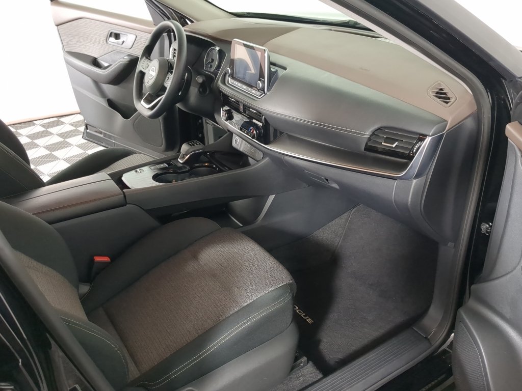 Certified Used 2023 SUPER BLACK Nissan SV image 20