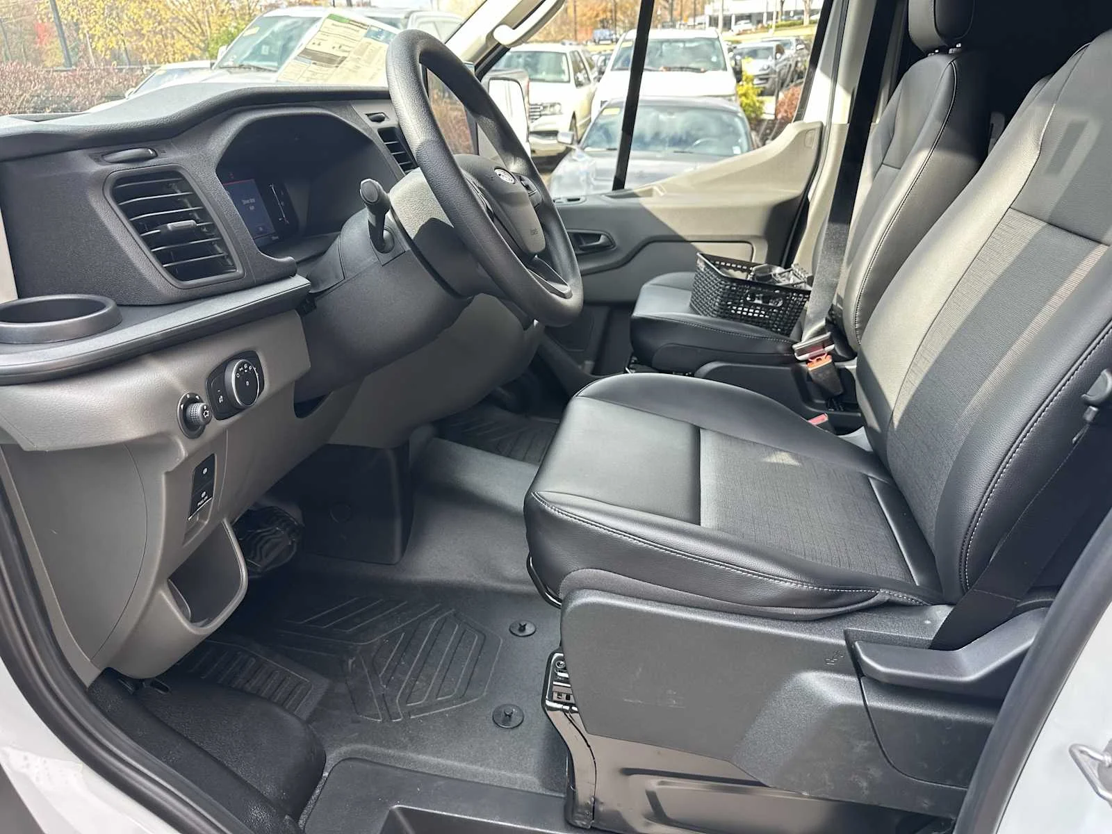 New 2026 Oxford White Ford Cargo Van image 9