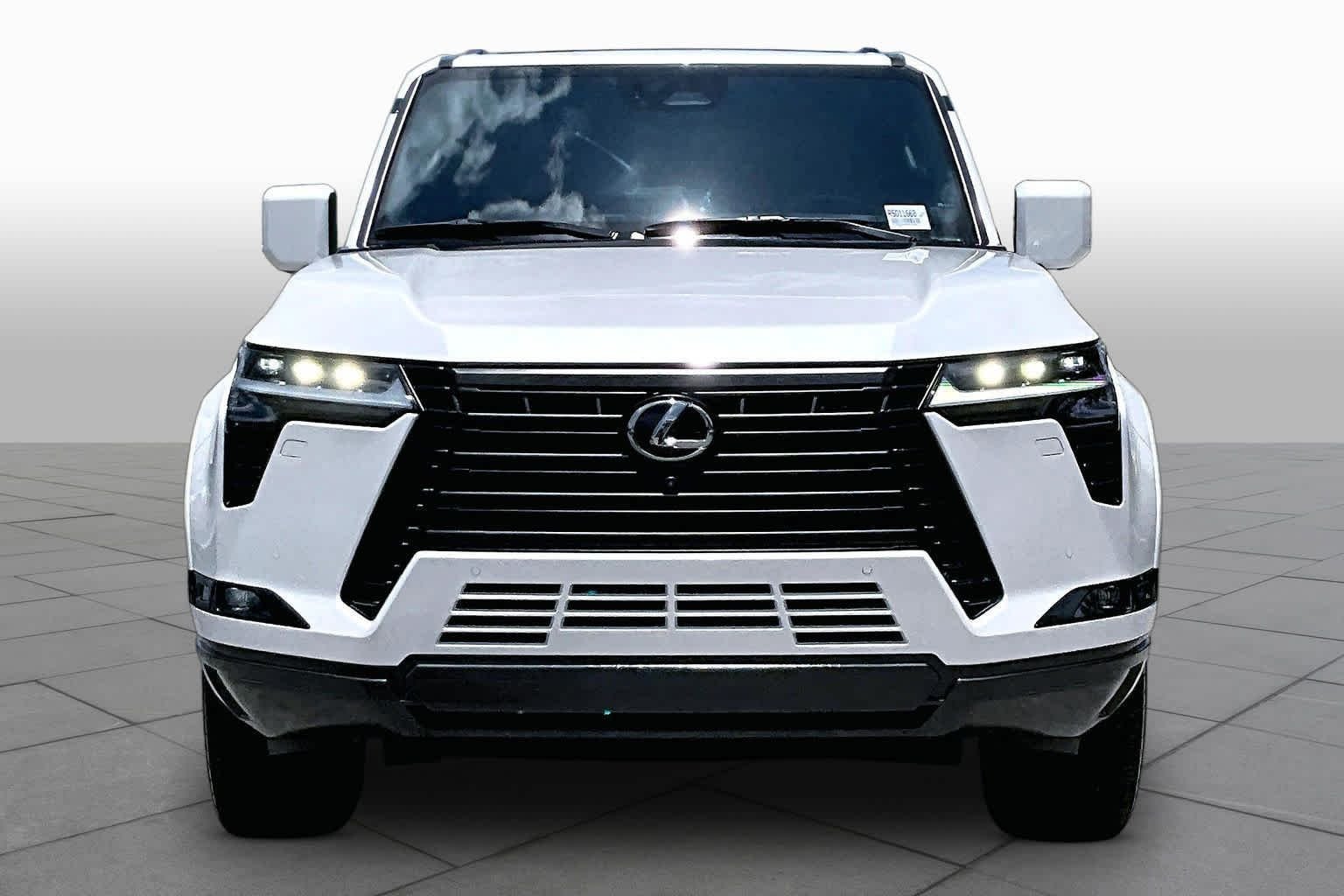 Used 2024 Eminent White Pearl Lexus Luxury+ image 4