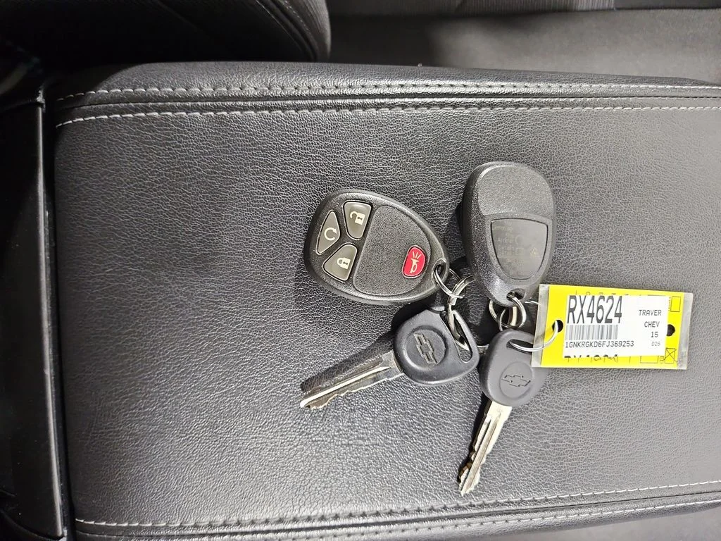 Used 2015 Gold Chevrolet LT image 28