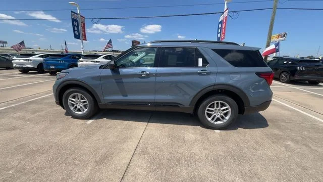 New 2026 Vapor Blue Metallic Ford Active image 6