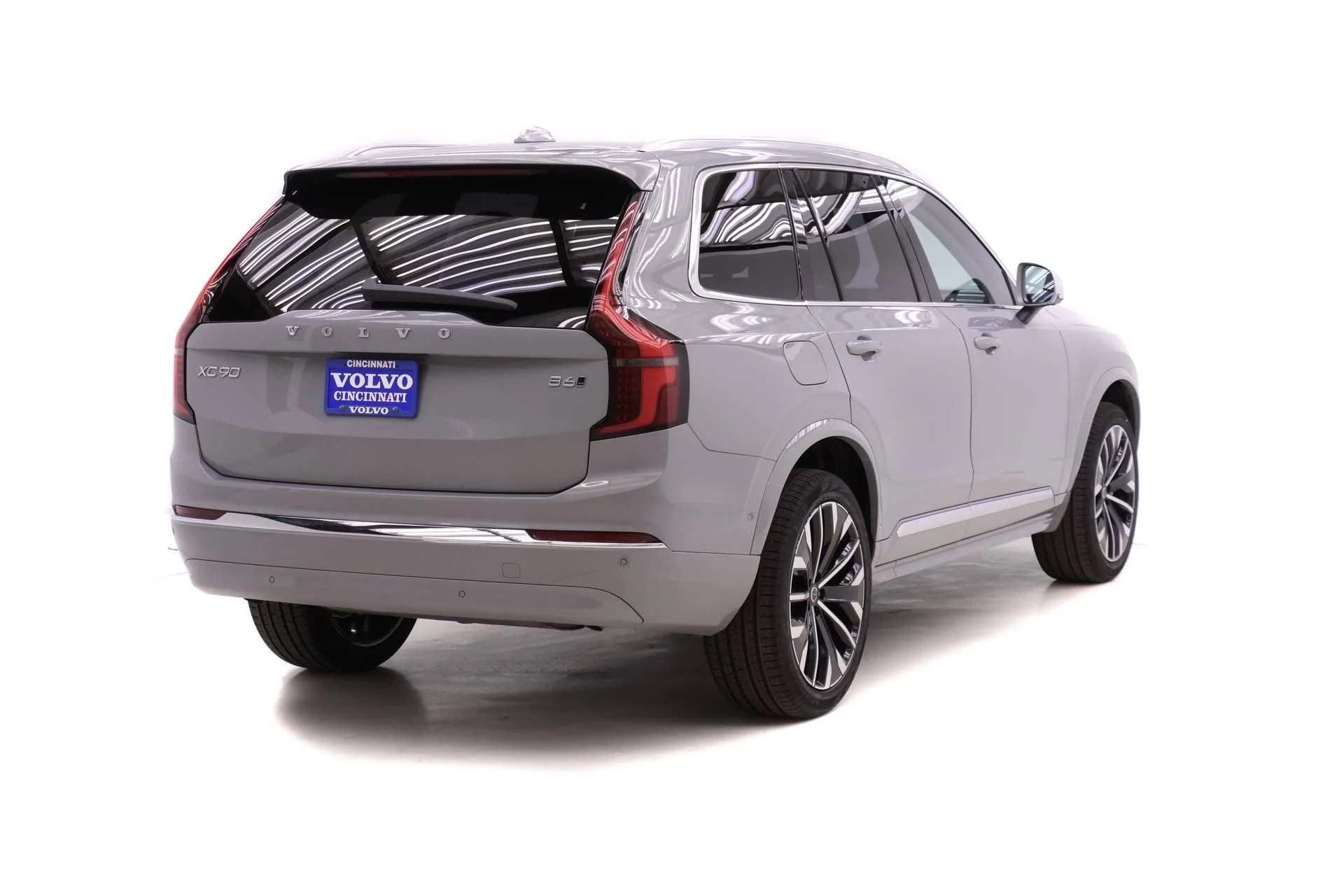 New 2026 Vapour Grey Volvo Ultra image 5