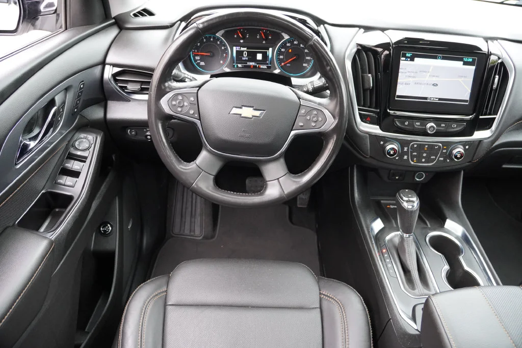 Certified Used 2019 Iridescent Pearl Tricoat Chevrolet Premier image 22