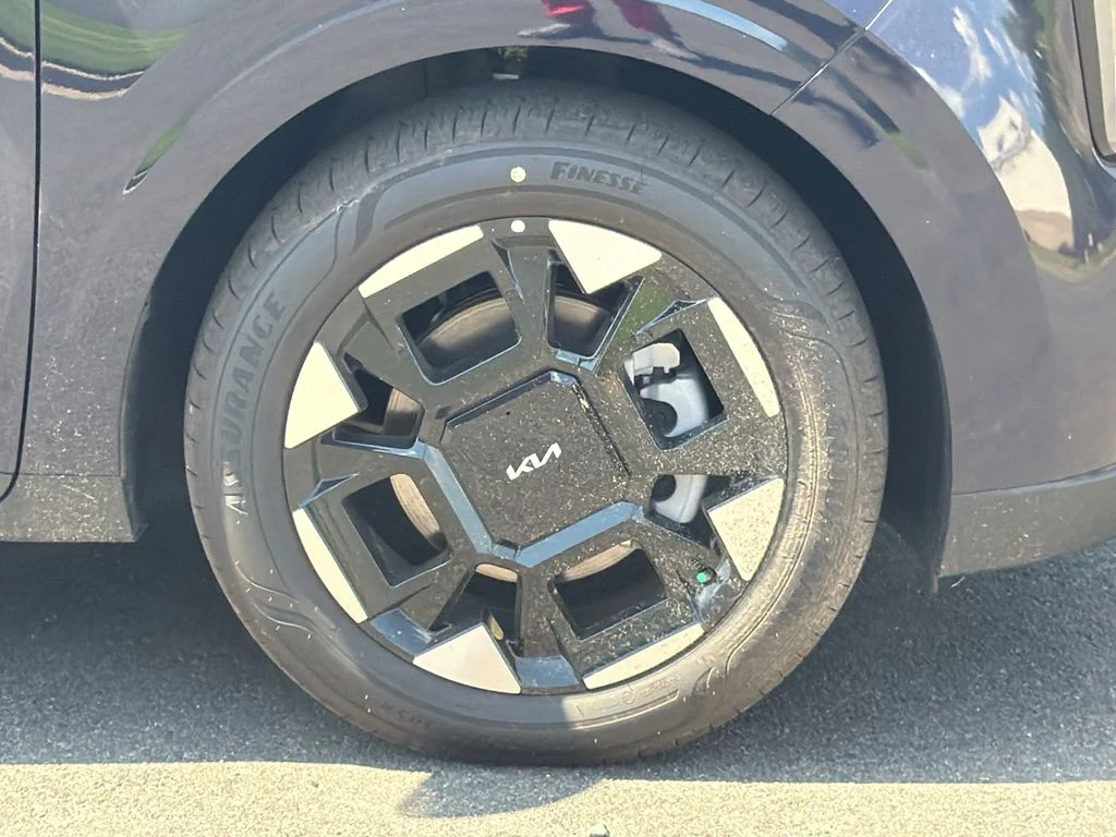 New 2026 Blue Kia EX image 12