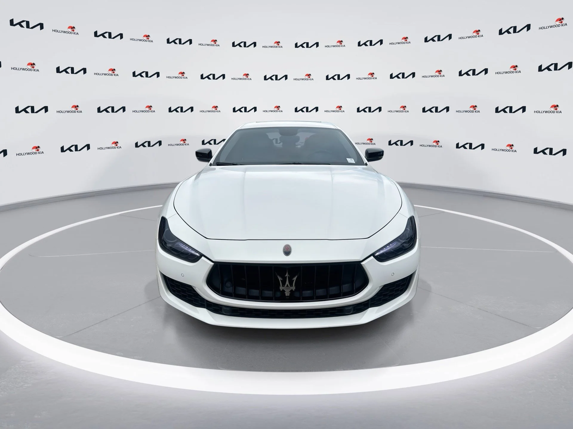 Used 2021 Bianco Alpi Tri-Coat Maserati S image 3