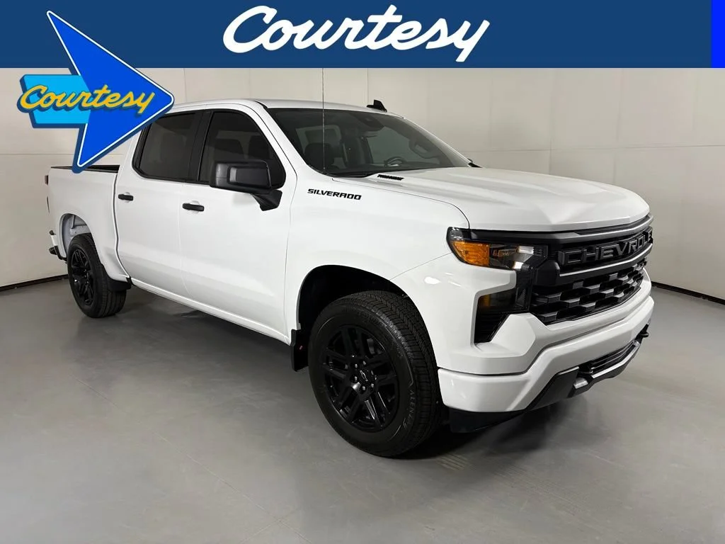 New 2026 Summit White Chevrolet Custom image 1