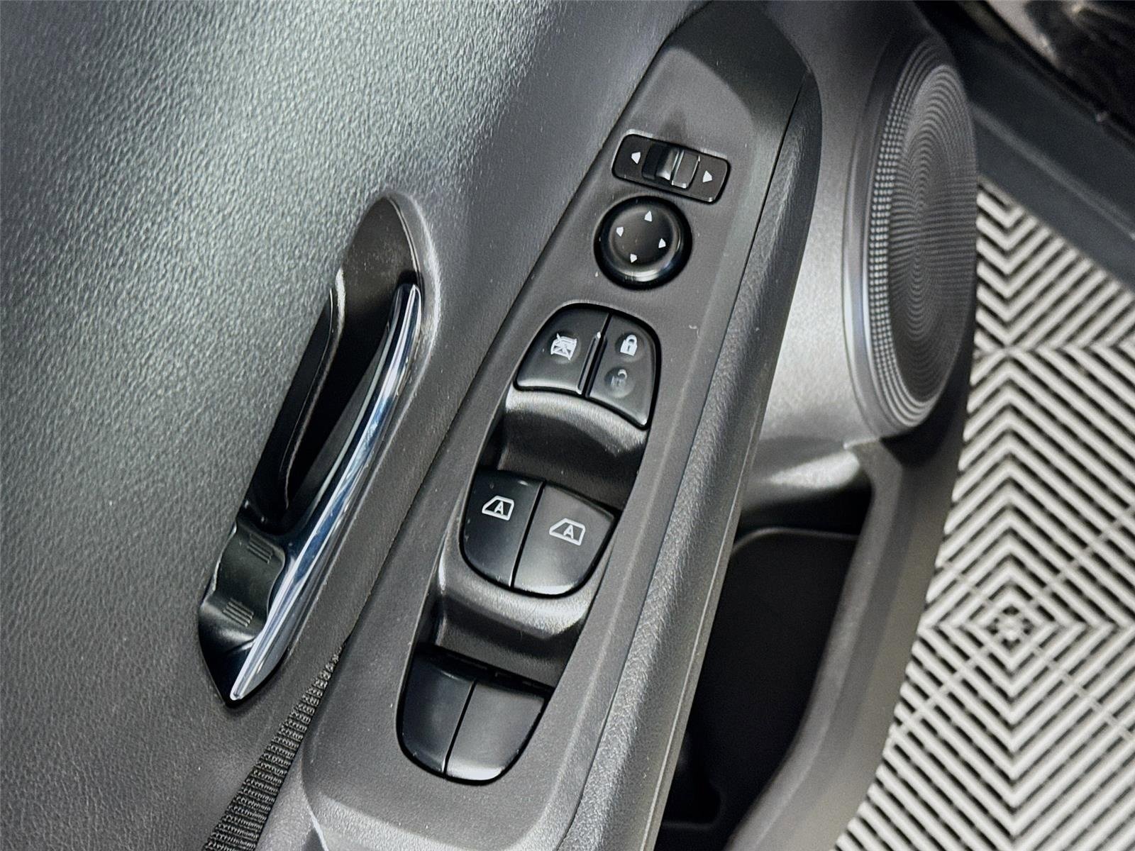 Used 2021 Super Black Nissan SV image 18