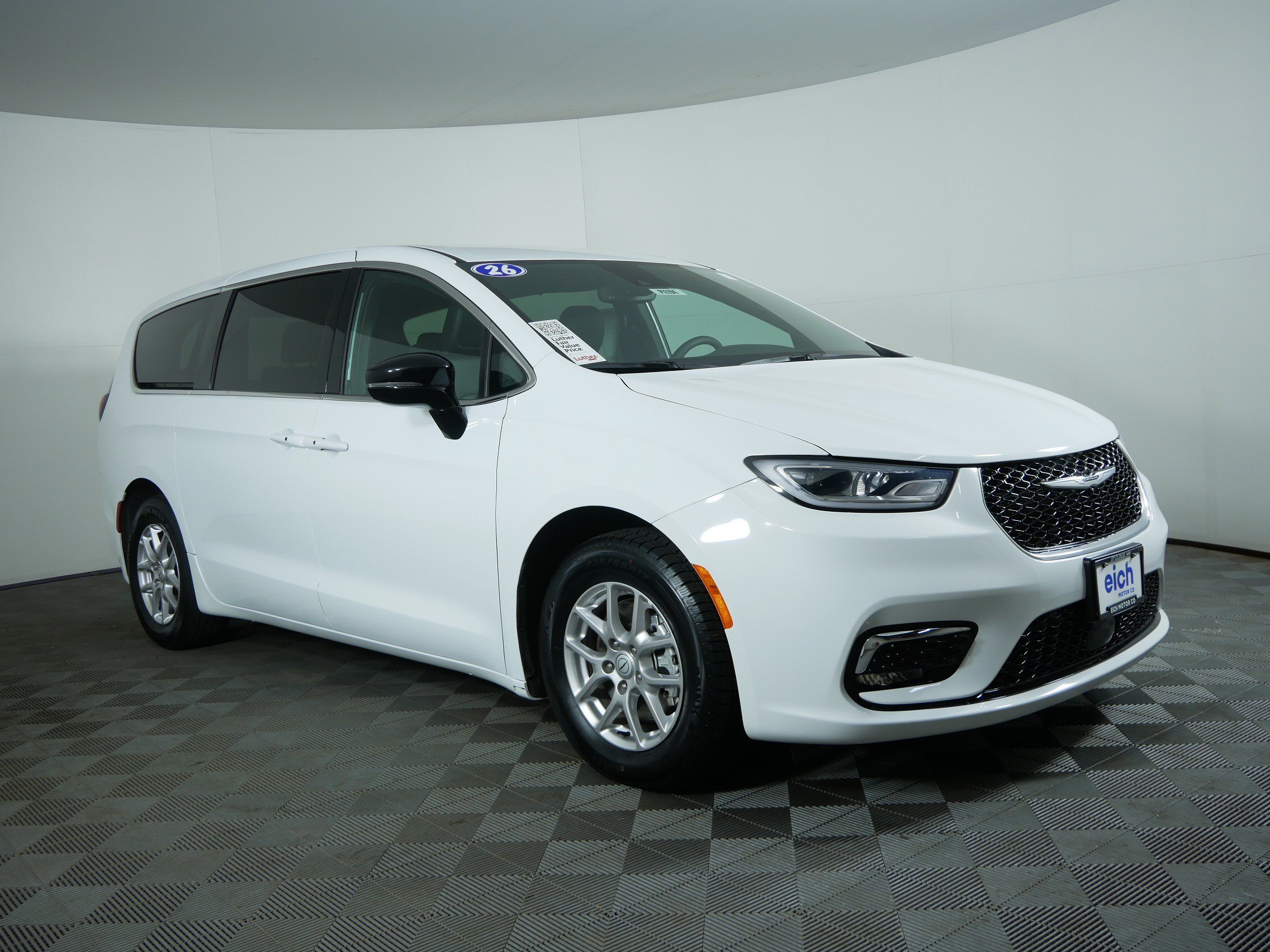 Used 2026 Bright White Clearcoat Chrysler Select image 1