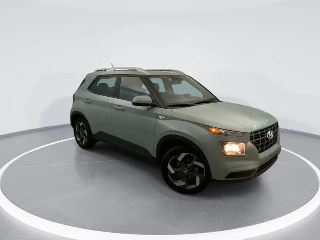 Used 2026 Green Hyundai SEL image 8