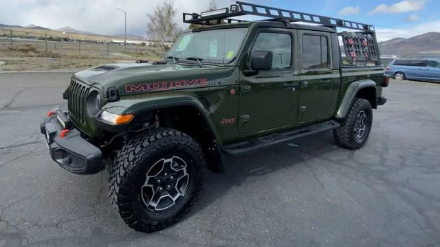 Used 2023 Sarge Green Clearcoat Jeep Mojave image 4