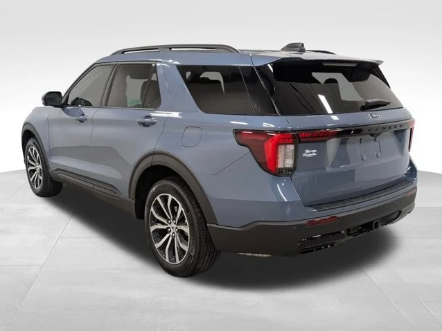 New 2026 Vapor Blue Metallic Ford ST-Line image 50