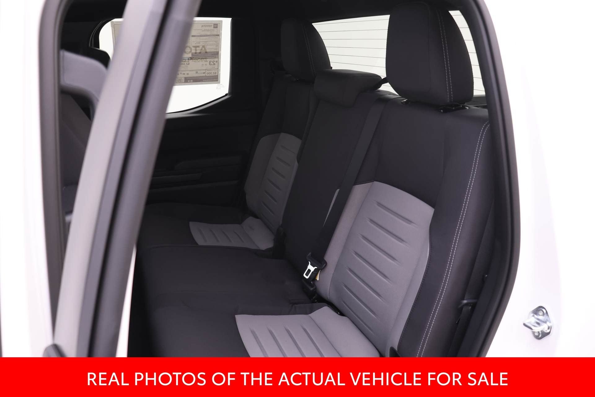 2025 Toyota Tacoma TRD Off Road - Photo 10