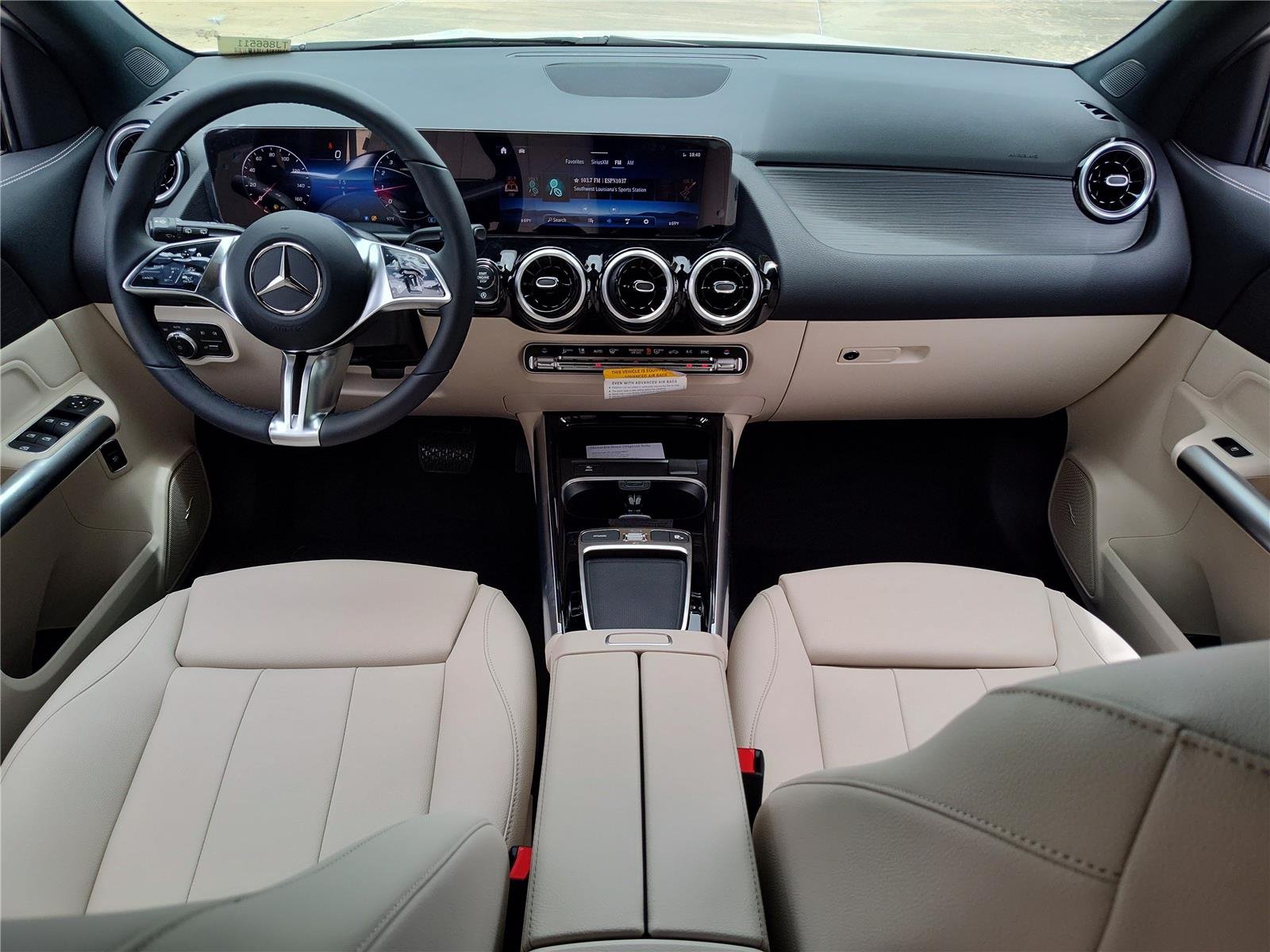 New 2026 Polar White Mercedes-Benz GLA 250 image 10