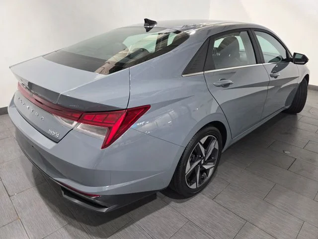 Used 2023 Gray Hyundai Limited image 5